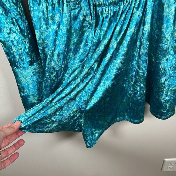 Free People Bali Tightrope Romper Size Large Turquoise Velvet Mermaidcore Boho - Picture 11 of 13